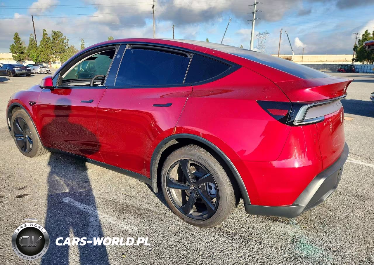 2026 Tesla Model Y VIN:7SAYGDEE6TF562598 - 2