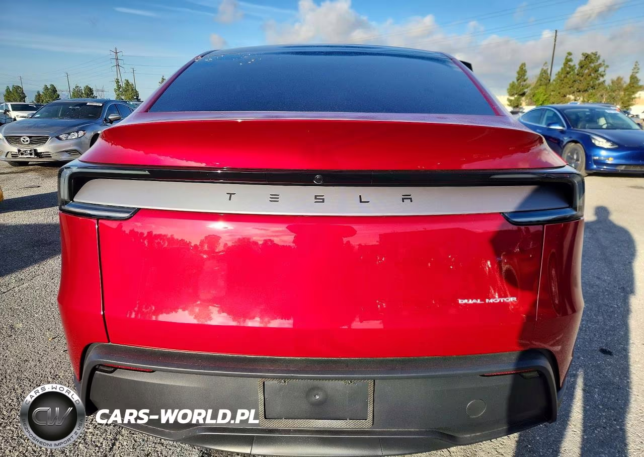 2026 Tesla Model Y VIN:7SAYGDEE6TF562598 - 6
