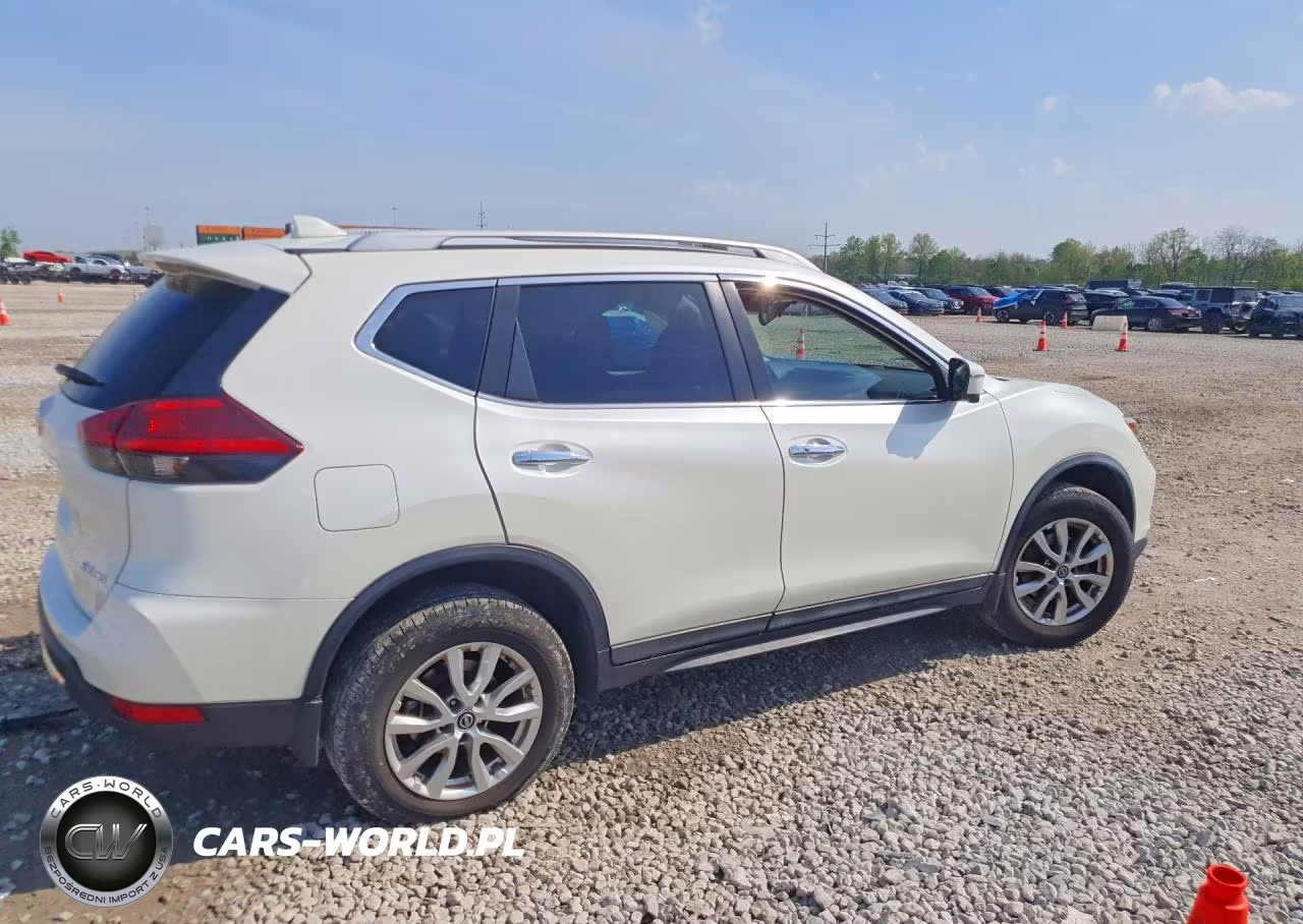 2017 Nissan Rogue S VIN:5N1AT2MV7HC858021 - 3