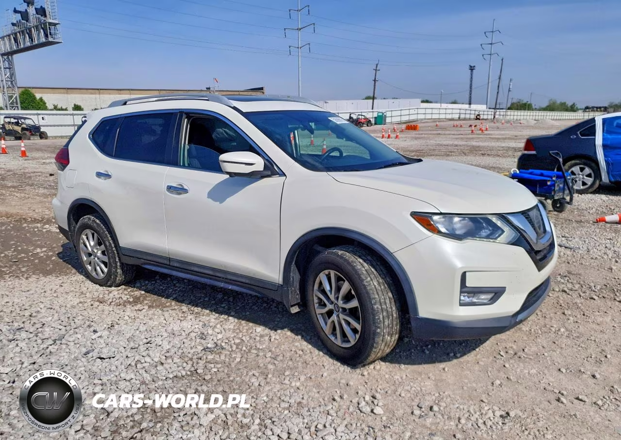 2017 Nissan Rogue S VIN:5N1AT2MV7HC858021 - 4