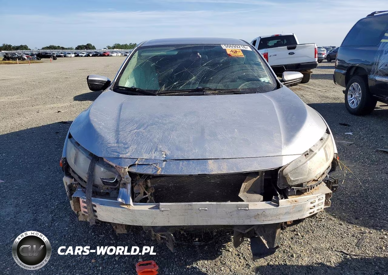 2018 Honda Civic Lx VIN:2HGFC2F53JH557256 - 5