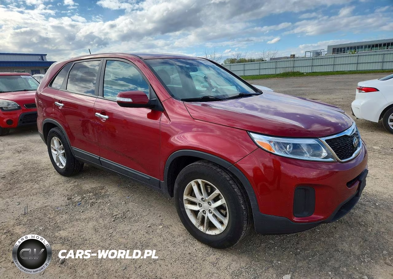 2015 Kia Sorento Lx VIN:5XYKT3A67FG577910 - 4