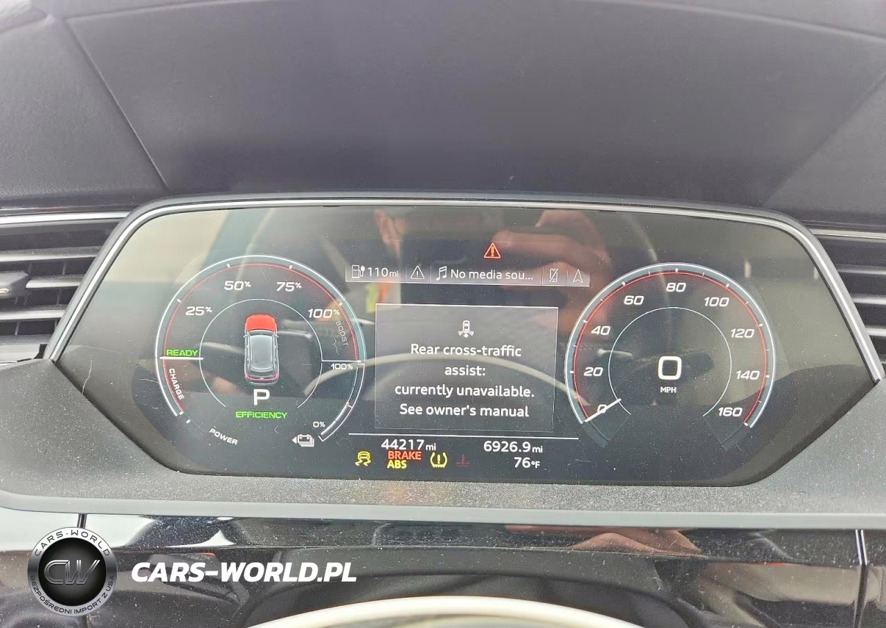 2021 Audi E-Tron Premium VIN:WA1AAAGE8MB038556 - 9