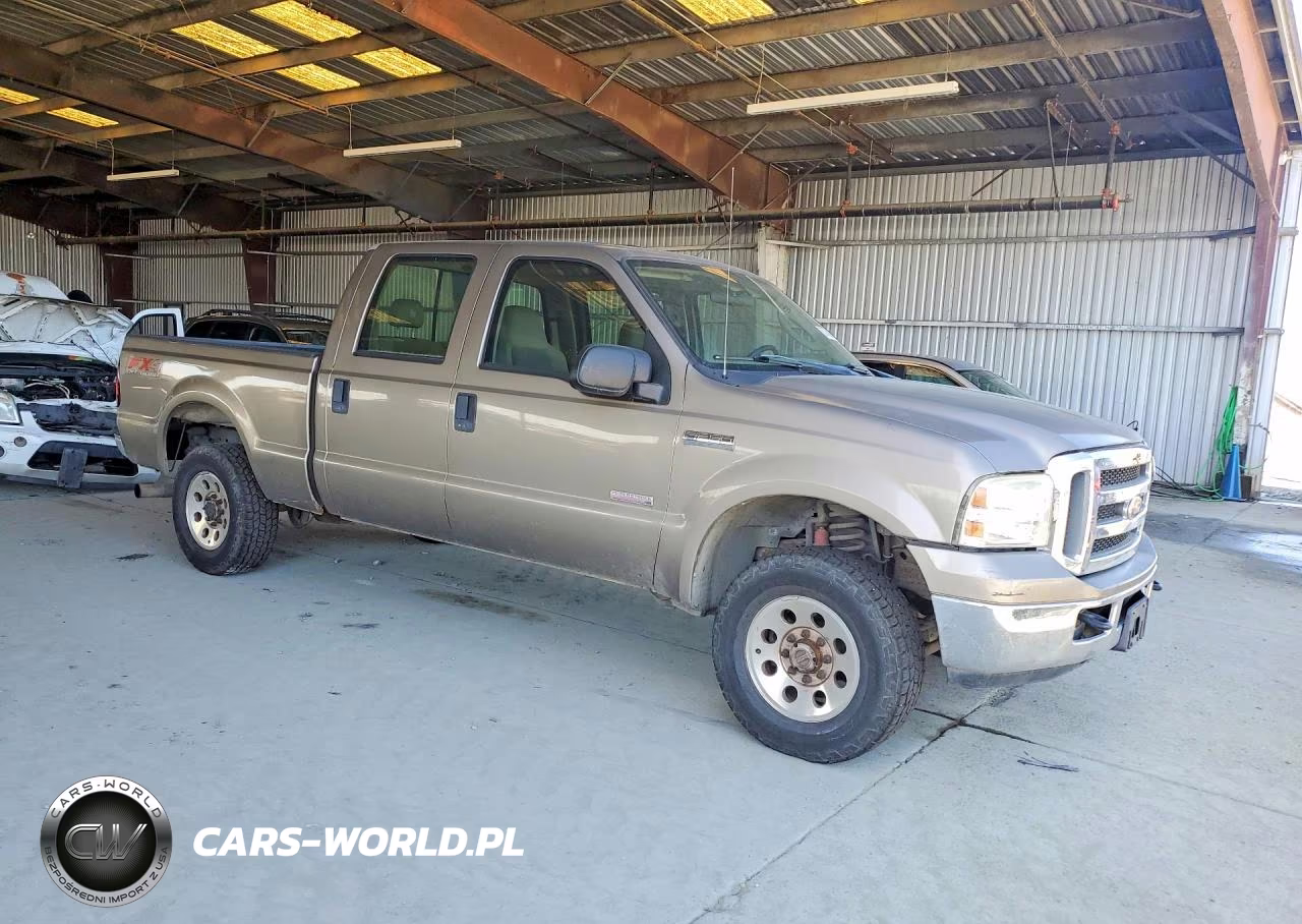 2005 Ford F250 Super Duty VIN:1FTSW21P65EA94717 - 4