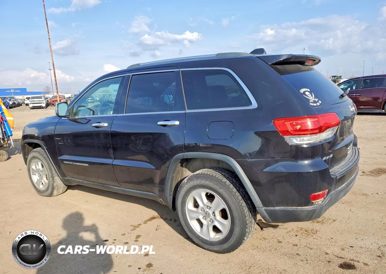 2015 Jeep Grand Cherokee Laredo VIN:1C4RJFAG5FC736717 - 2