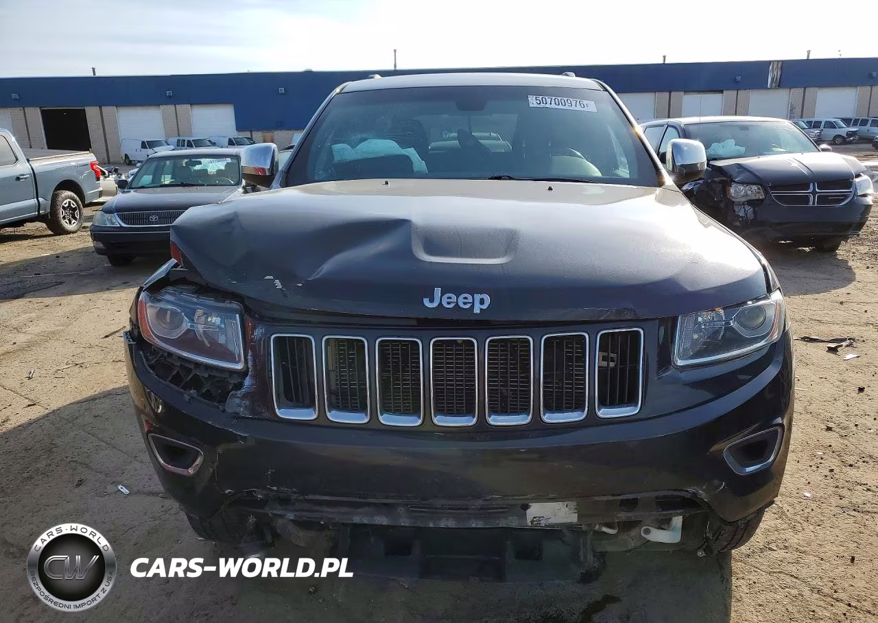 2015 Jeep Grand Cherokee Laredo VIN:1C4RJFAG5FC736717 - 5