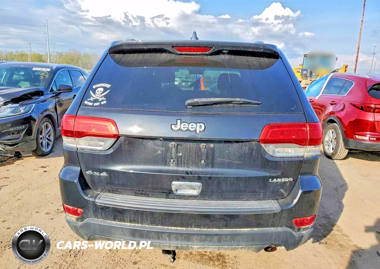 2015 Jeep Grand Cherokee Laredo VIN:1C4RJFAG5FC736717 - 6