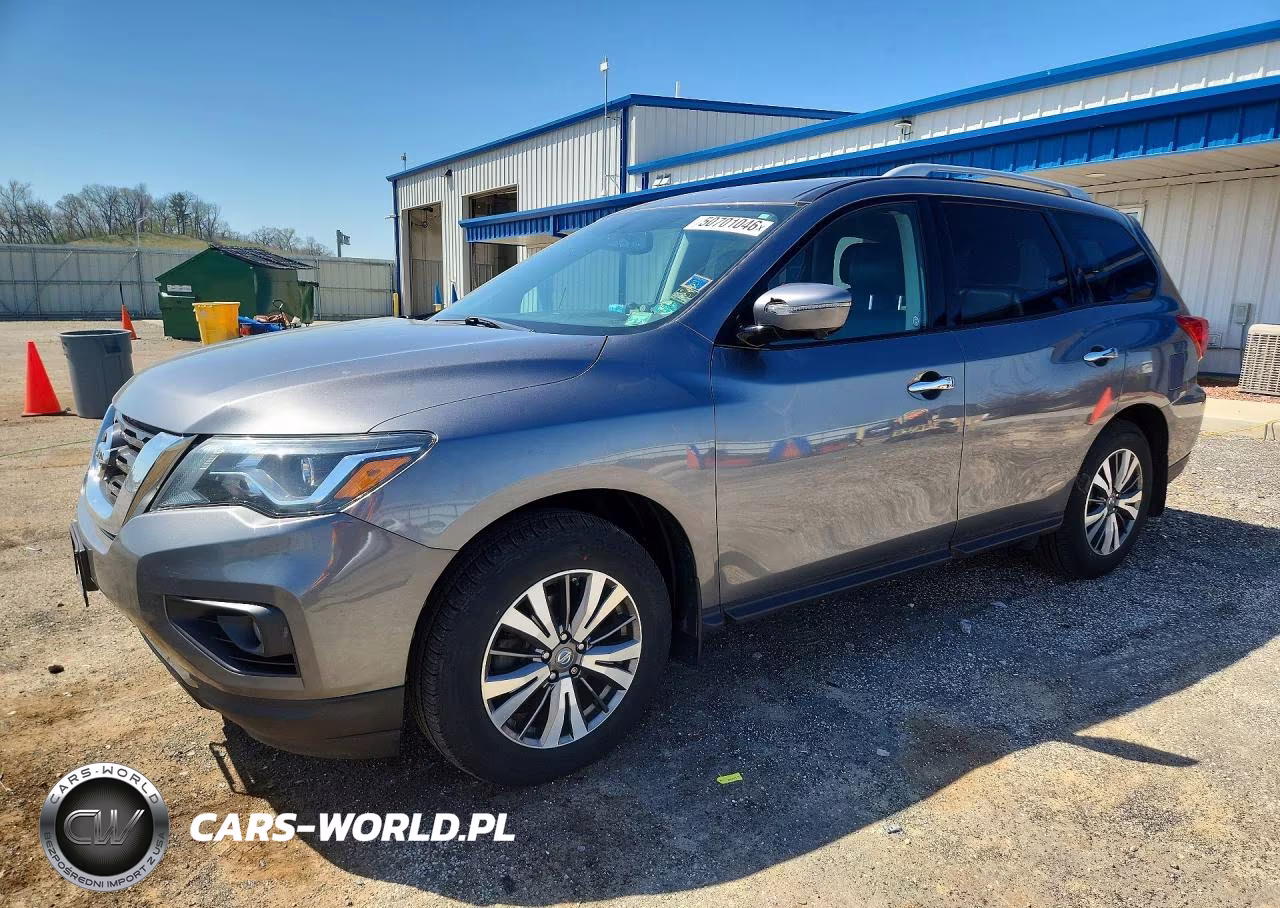 2017 Nissan Pathfinder Sl – zdjęcie 1 z 13