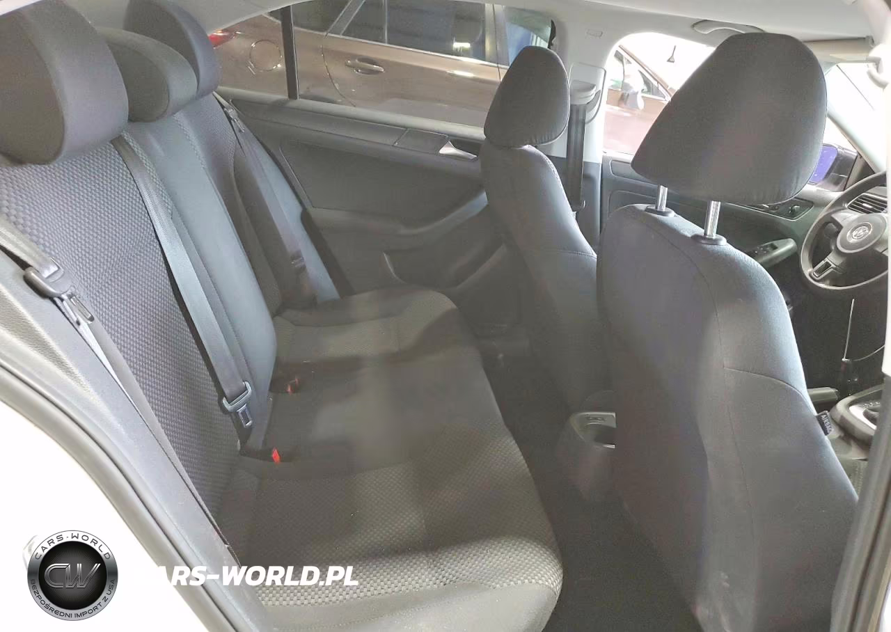 2012 Volkswagen Jetta Base VIN:3VW2K7AJ1CM387692 - 10