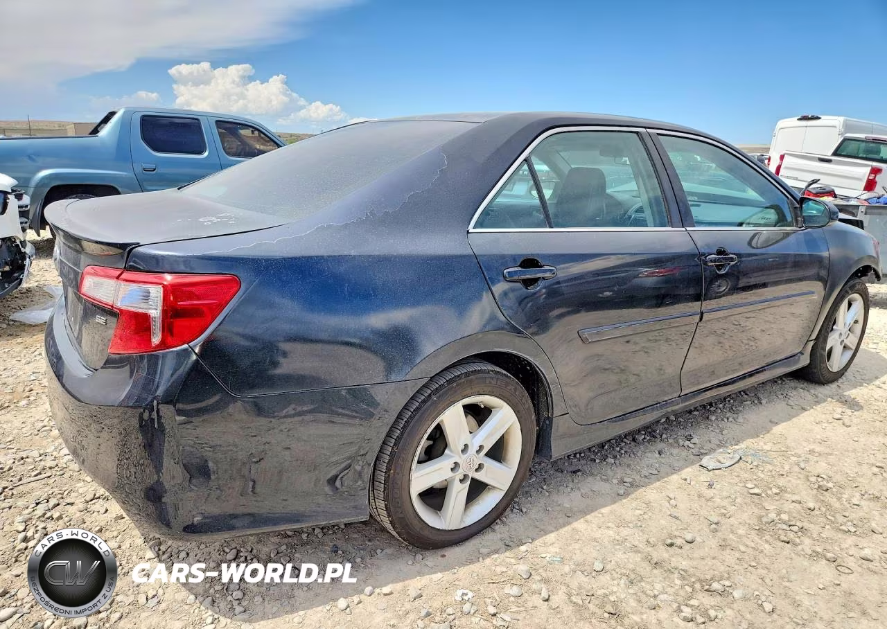 2013 Toyota Camry L VIN:4T1BF1FK2DU660542 - 3