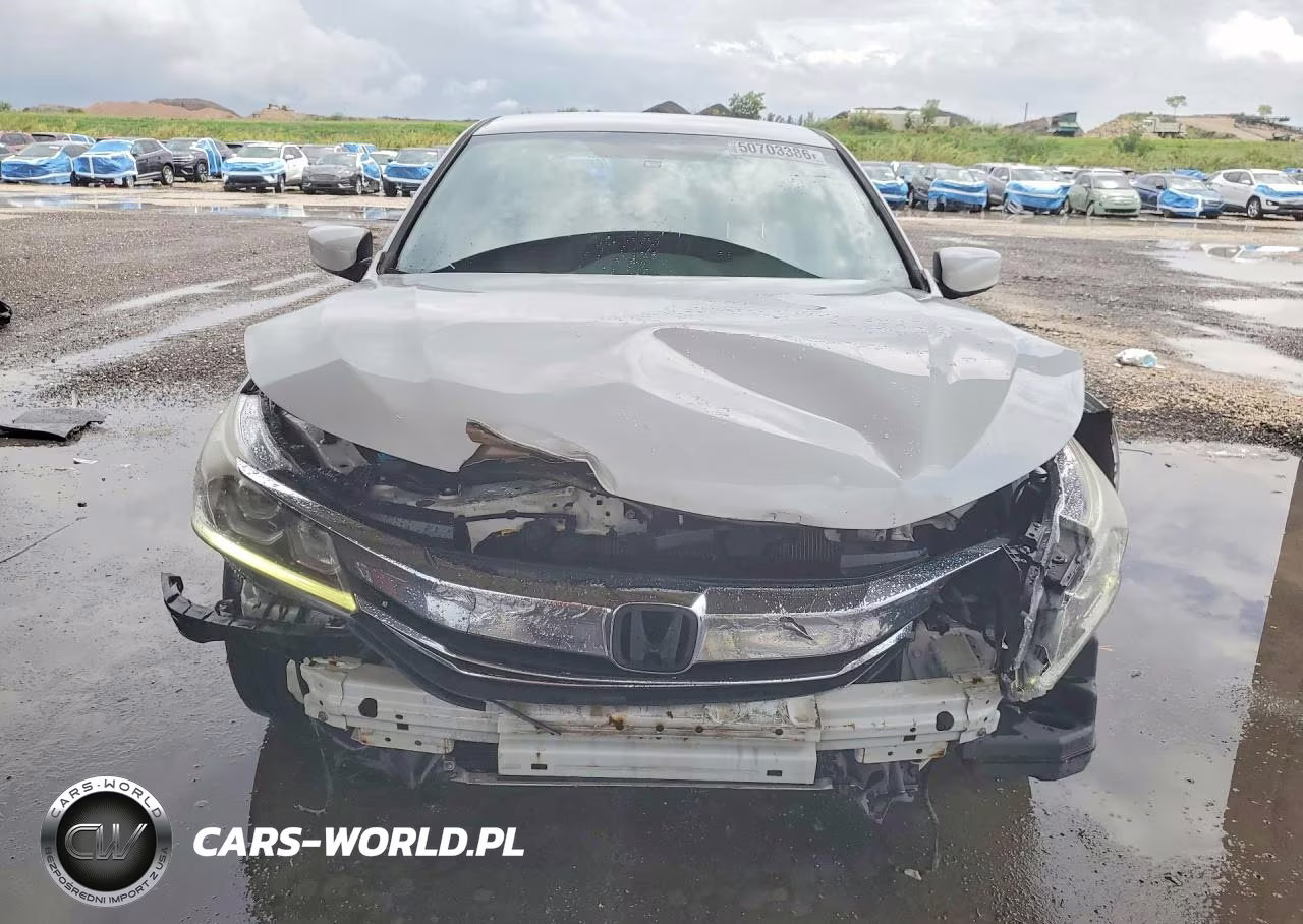 2016 Honda Accord Sport VIN:1HGCR2F5XGA073688 - 5