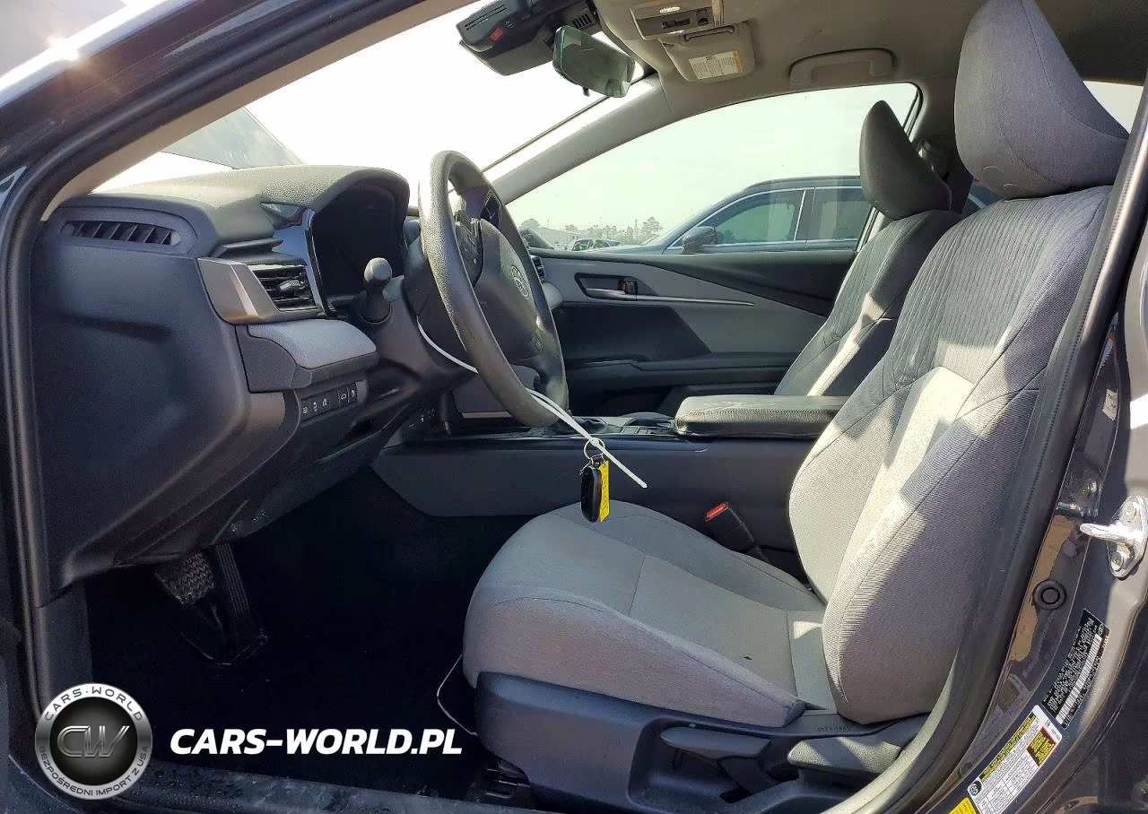 2025 Toyota Camry Le VIN:4T1DAACK9SU205552 - 7