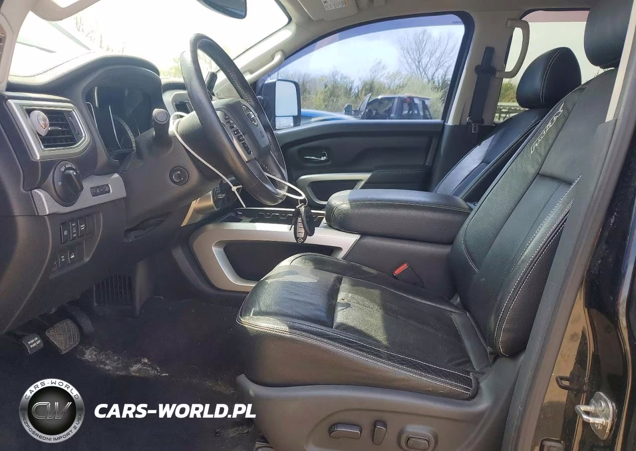 2017 Nissan Titan Pro-4X VIN:1N6AA1E59HN541586 - 7