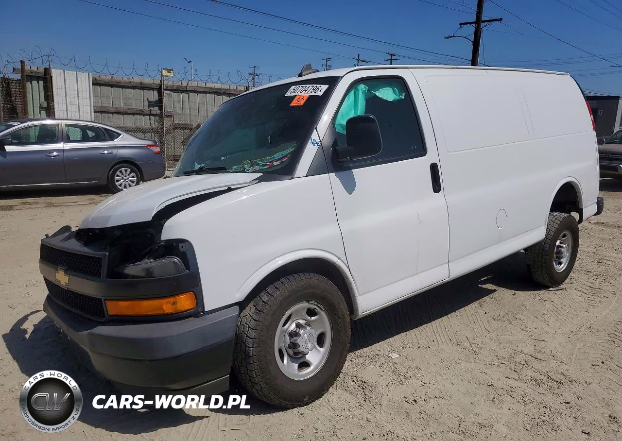 2018 Chevrolet Express G2500