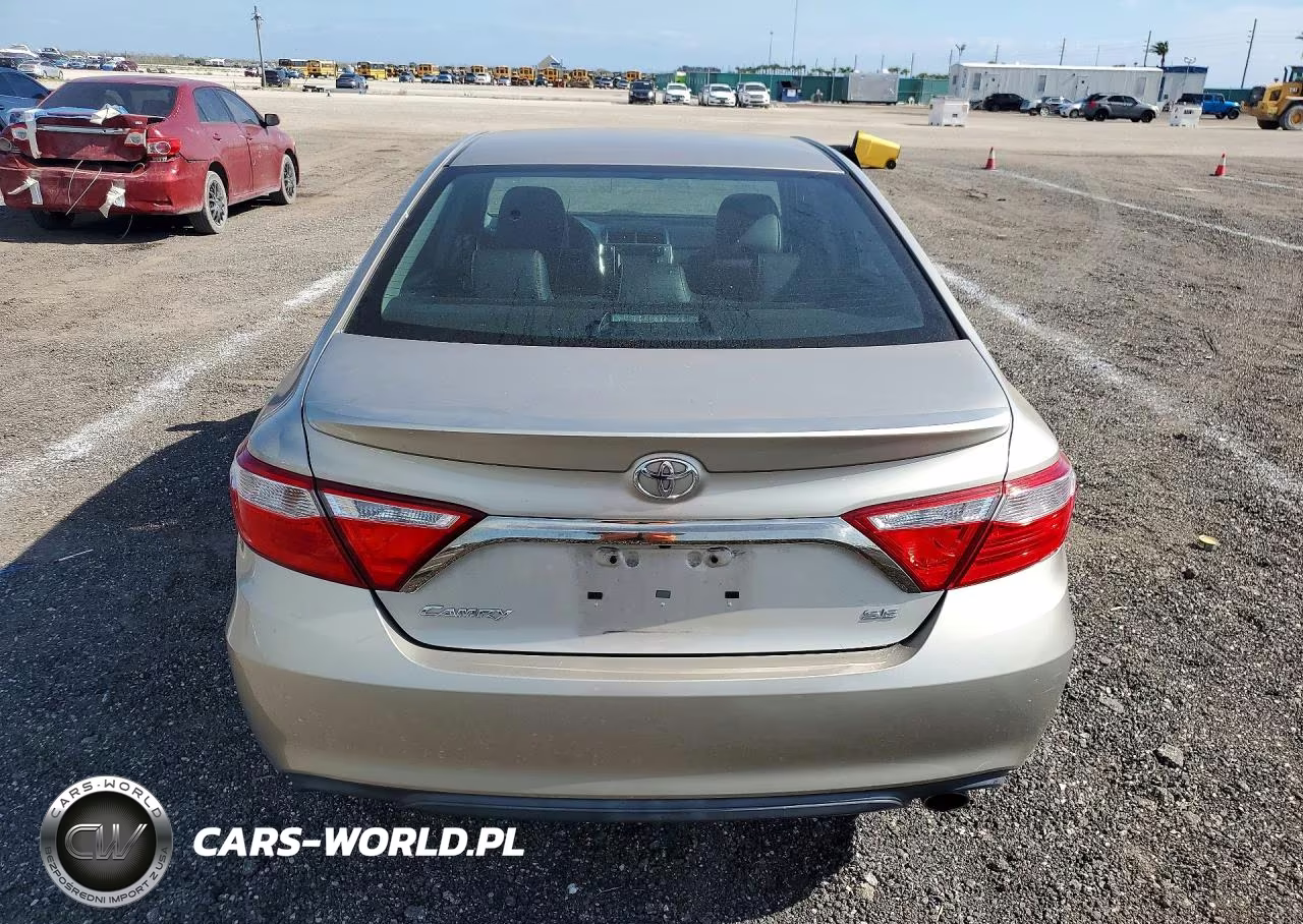 2017 Toyota Camry Se VIN:4T1BF1FKXHU366067 - 7
