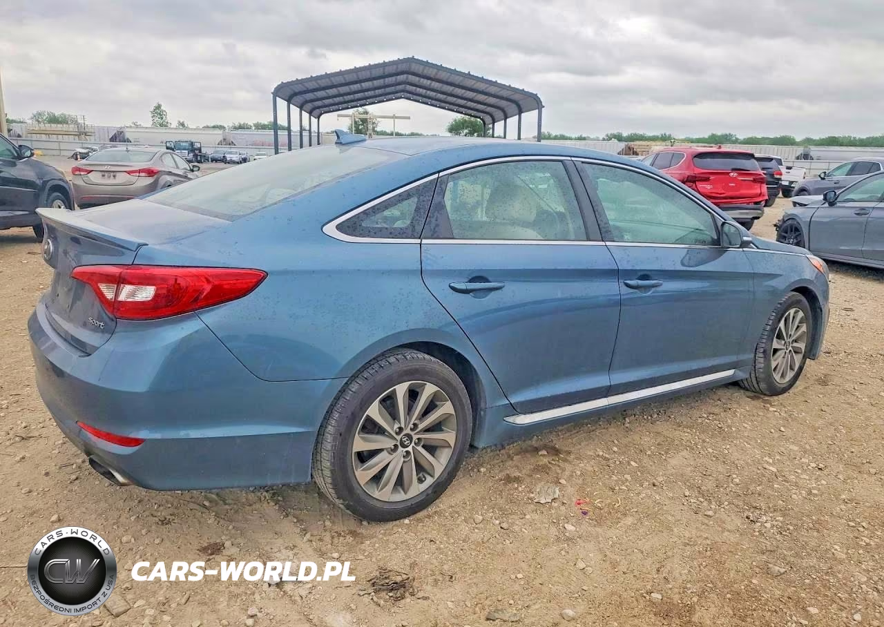 2015 Hyundai Sonata Sport VIN:5NPE34AF5FH101053 - 3