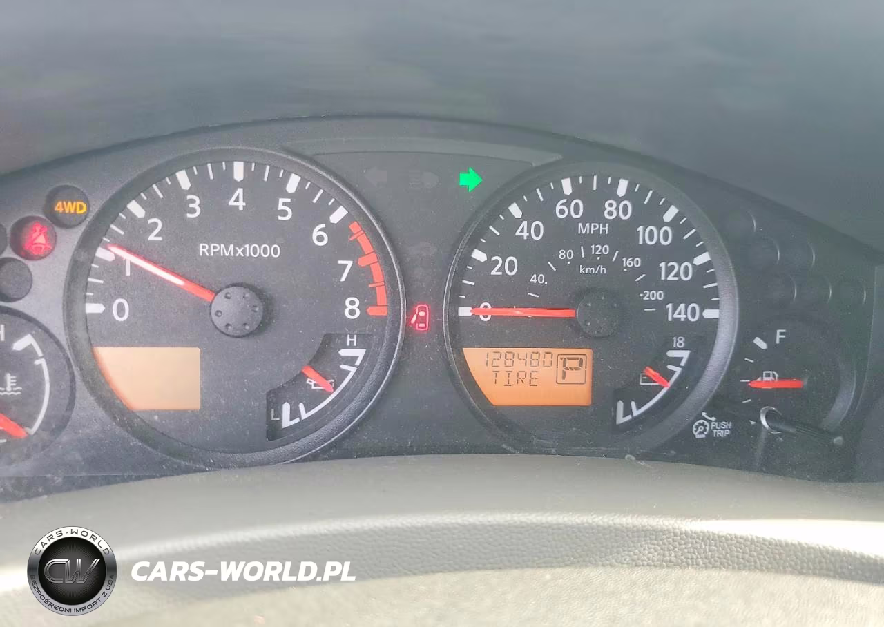 2015 Nissan Xterra VIN:5N1AN0NW2FN658381 - 9
