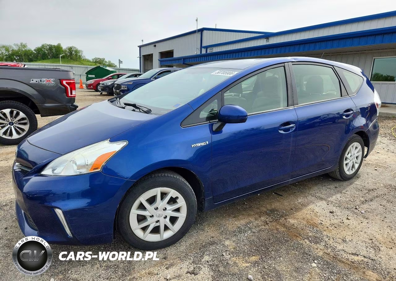 2014 Toyota Prius V Two