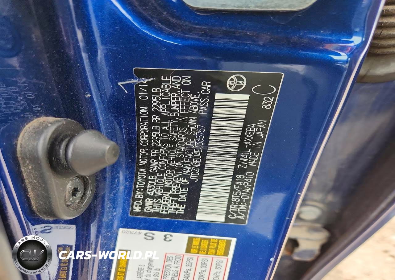 2014 Toyota Prius V Two VIN:JTDZN3EU4E3335757 - 13