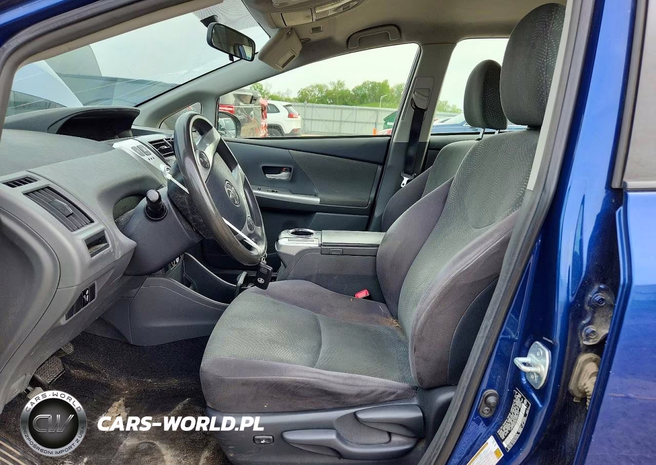 2014 Toyota Prius V Two VIN:JTDZN3EU4E3335757 - 7