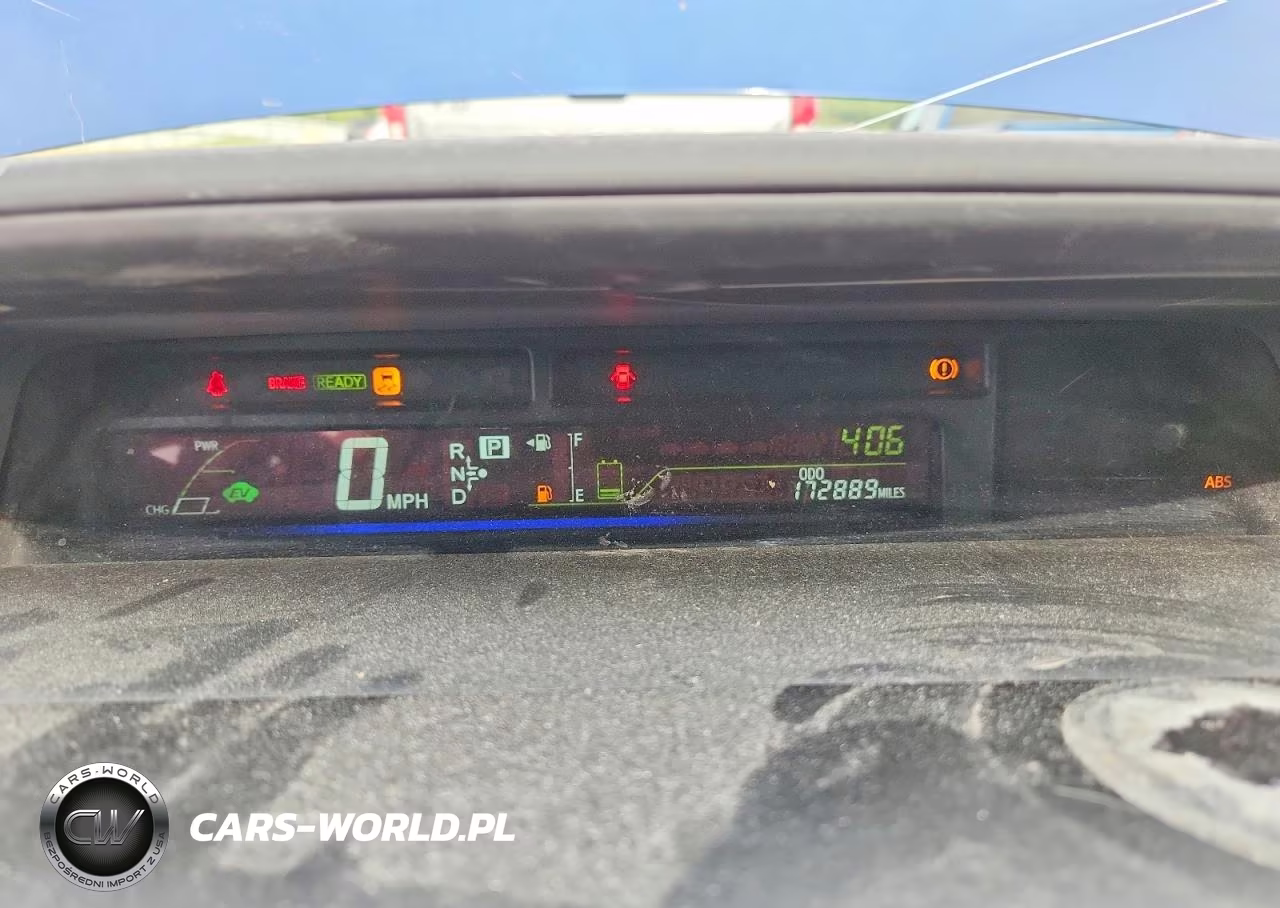 2014 Toyota Prius V Two VIN:JTDZN3EU4E3335757 - 9