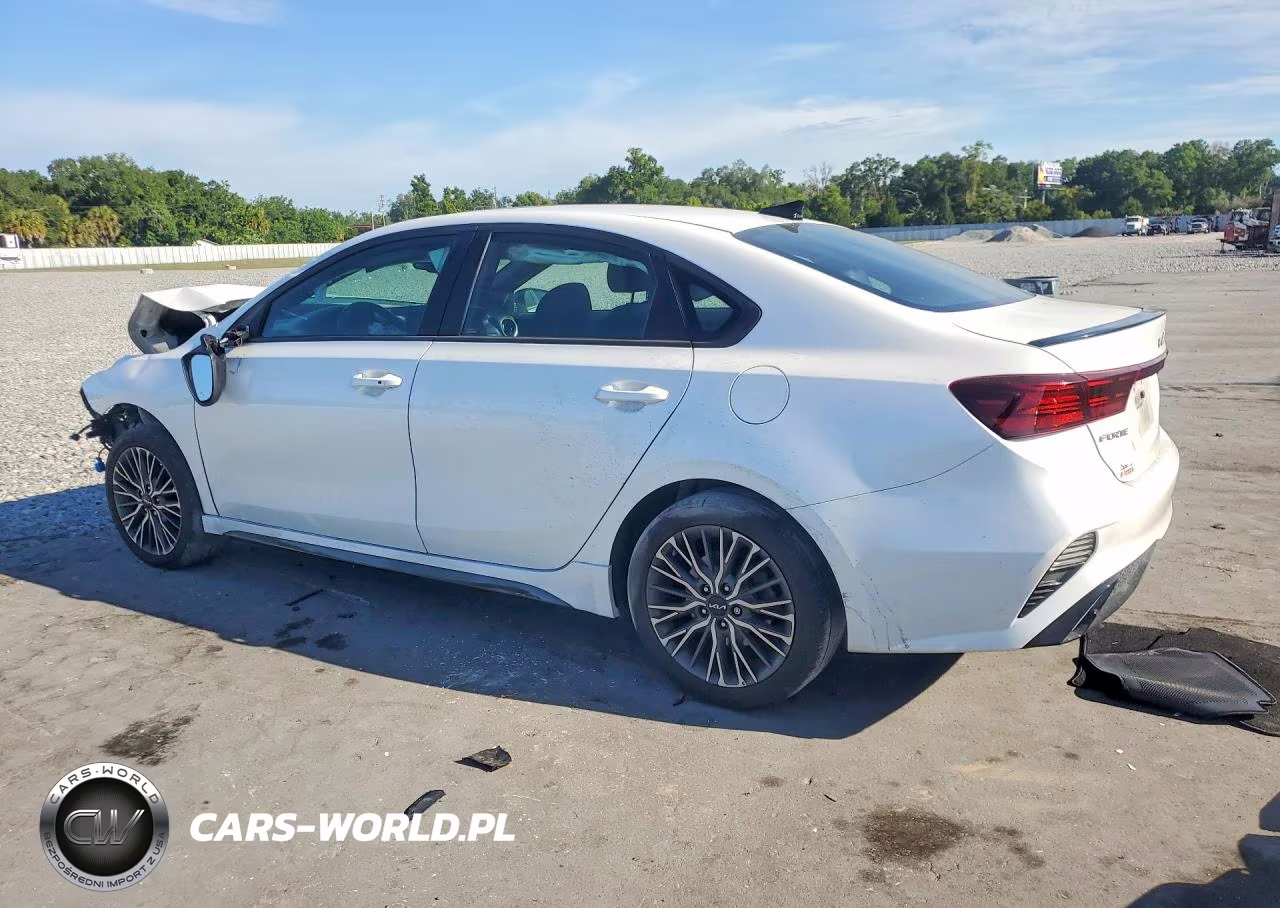 2023 Kia Forte Gt Line VIN:3KPF54AD5PE562045 - 2