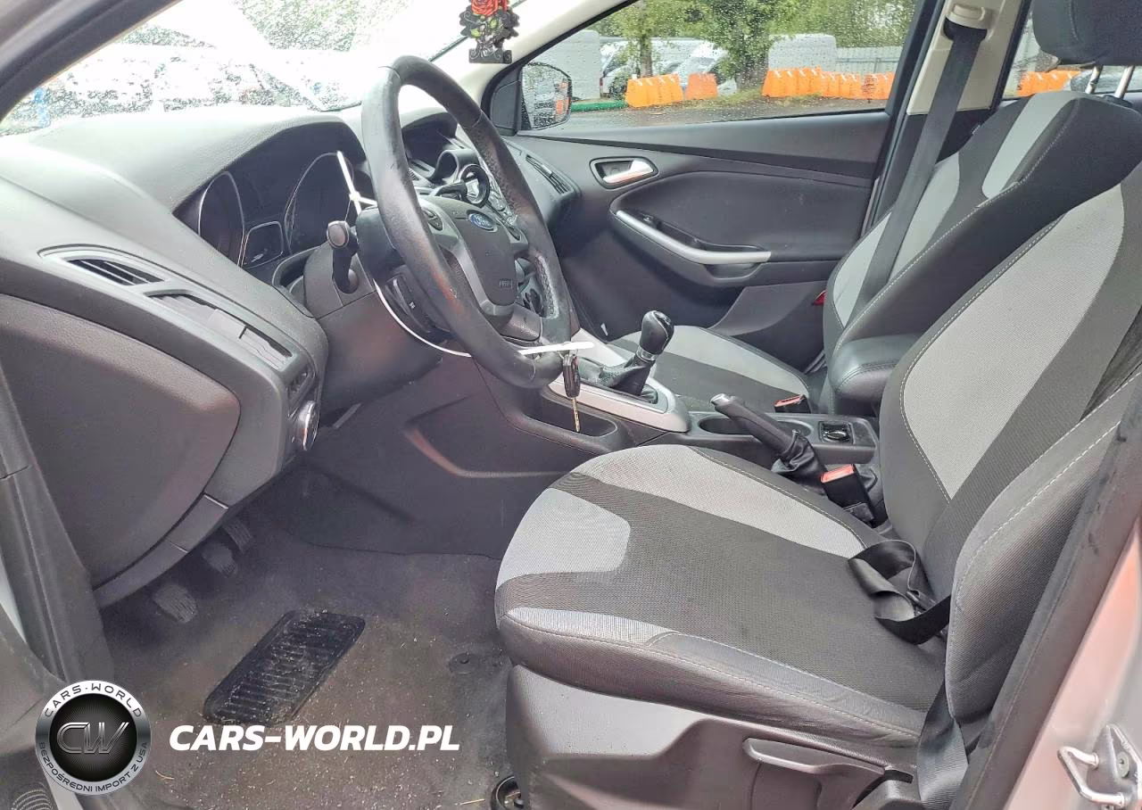 2012 Ford Focus Se VIN:1FAHP3F28CL386605 - 7