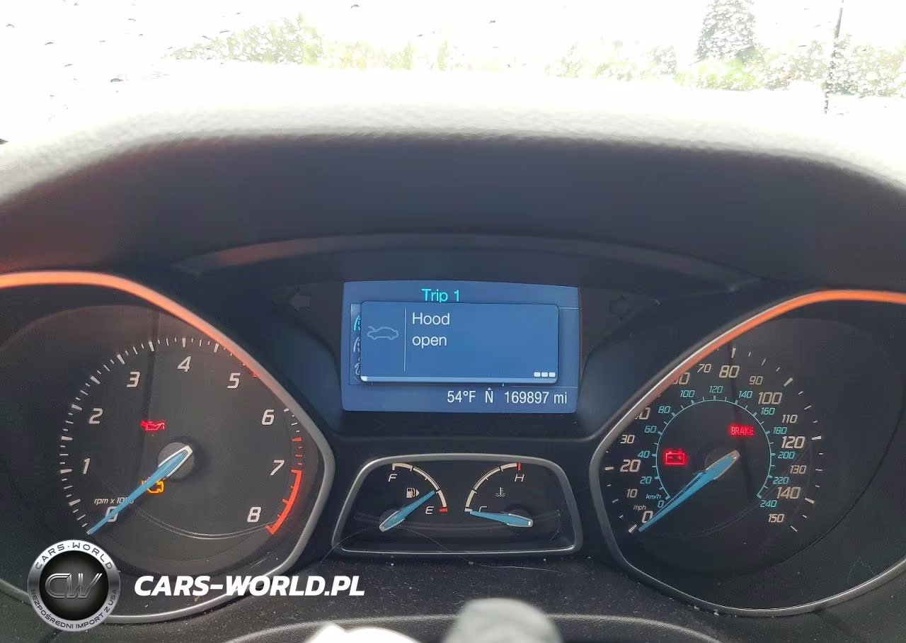 2012 Ford Focus Se VIN:1FAHP3F28CL386605 - 9