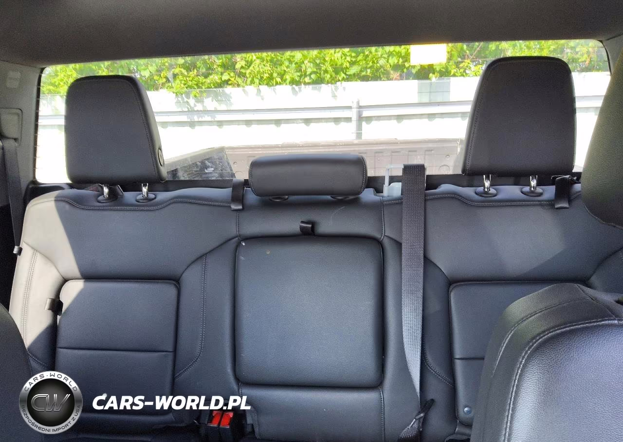 2020 Chevrolet Silverado K1500 VIN:1GCRYAEF3LZ300442 - 10