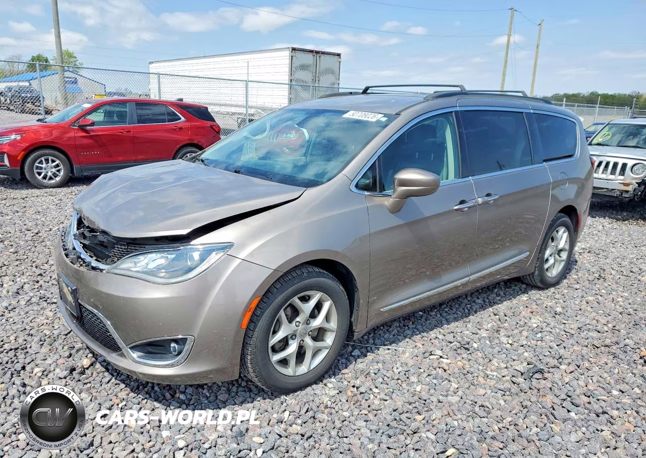 2017 Chrysler Pacifica Touring L