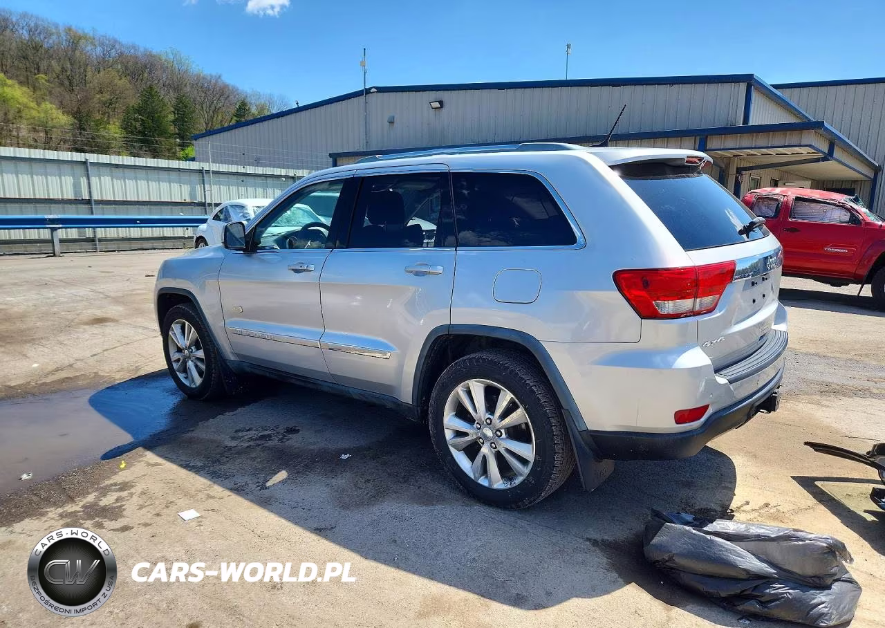 2011 Jeep Grand Cherokee Laredo VIN:1J4RR4GG6BC675676 - 2