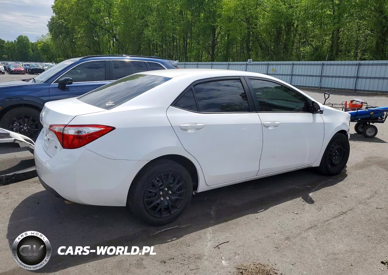2016 Toyota Corolla Le VIN:2T1BURHE0GC513055 - 3
