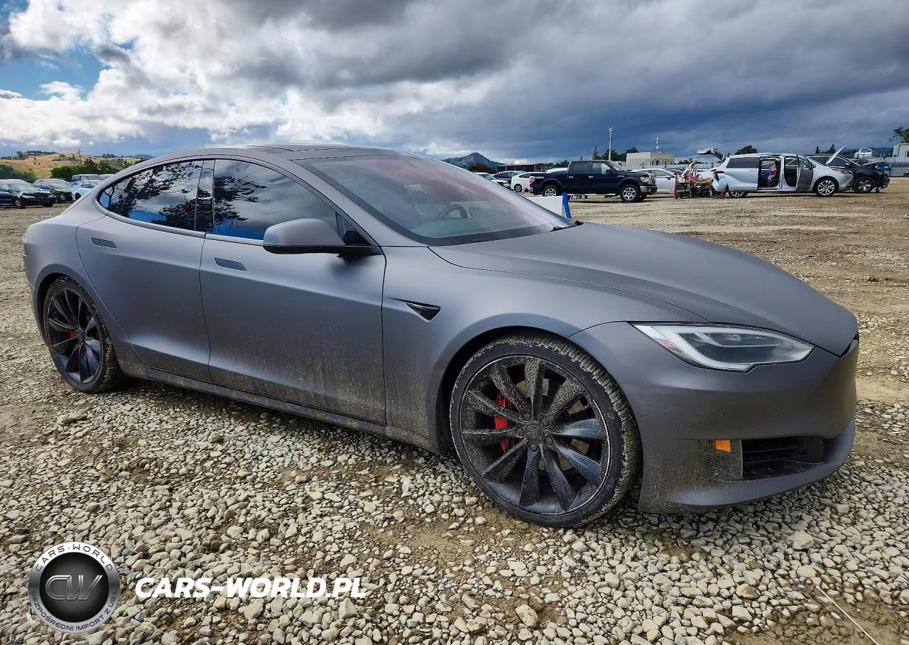 2017 Tesla Model S VIN:5YJSA1E26HF192818 - 4
