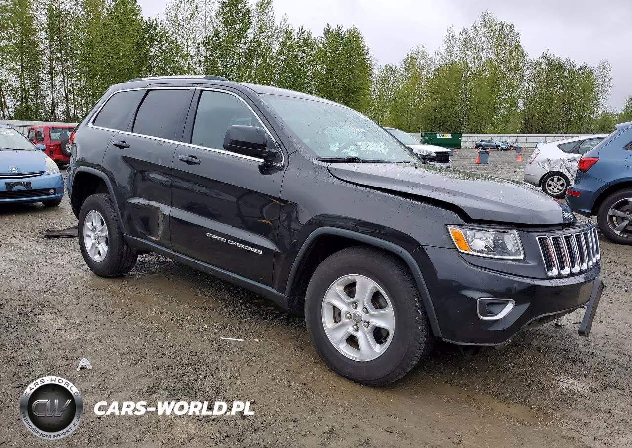 2014 Jeep Grand Cherokee Laredo VIN:1C4RJFAGXEC194092 - 4