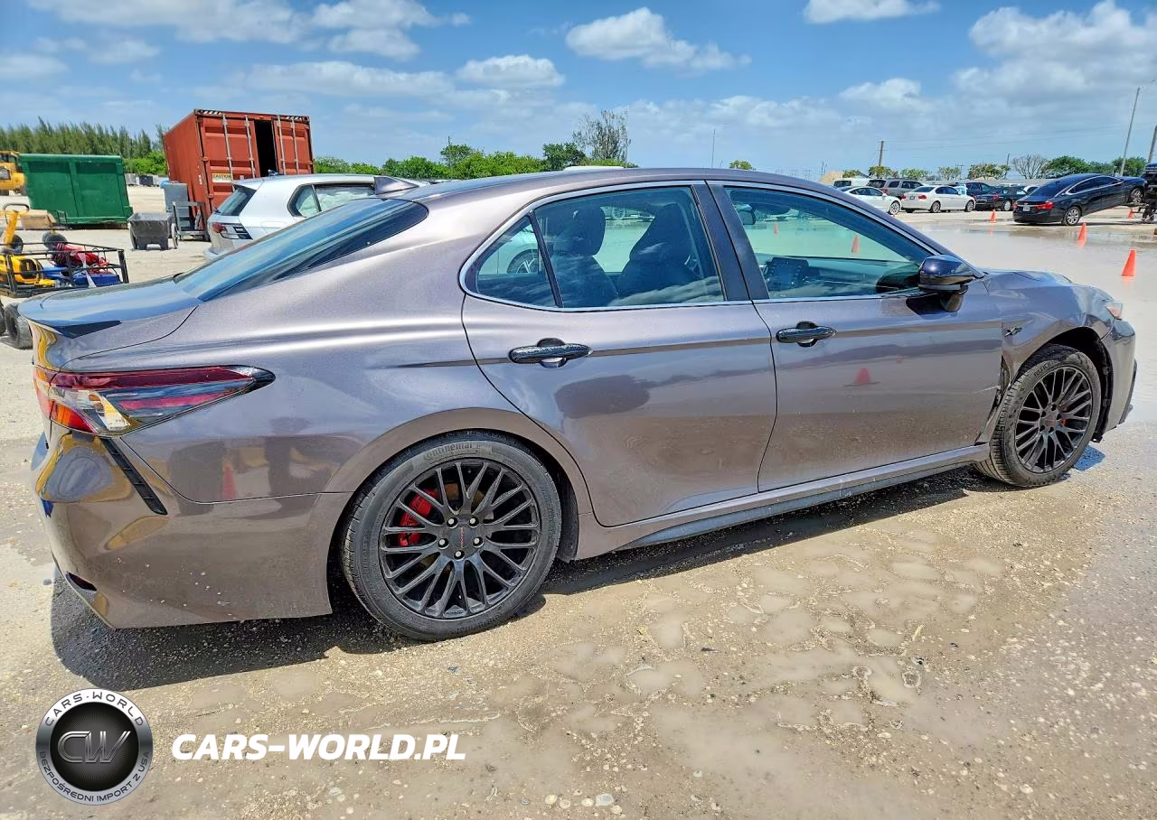 2021 Toyota Camry Se VIN:4T1G11AK1MU469674 - 3