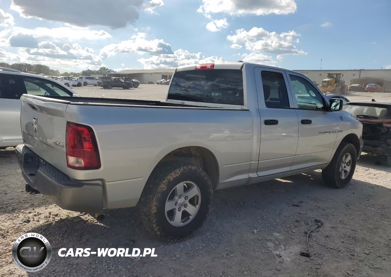 2011 Dodge Ram 1500 VIN:1D7RV1GT4BS562298 - 3