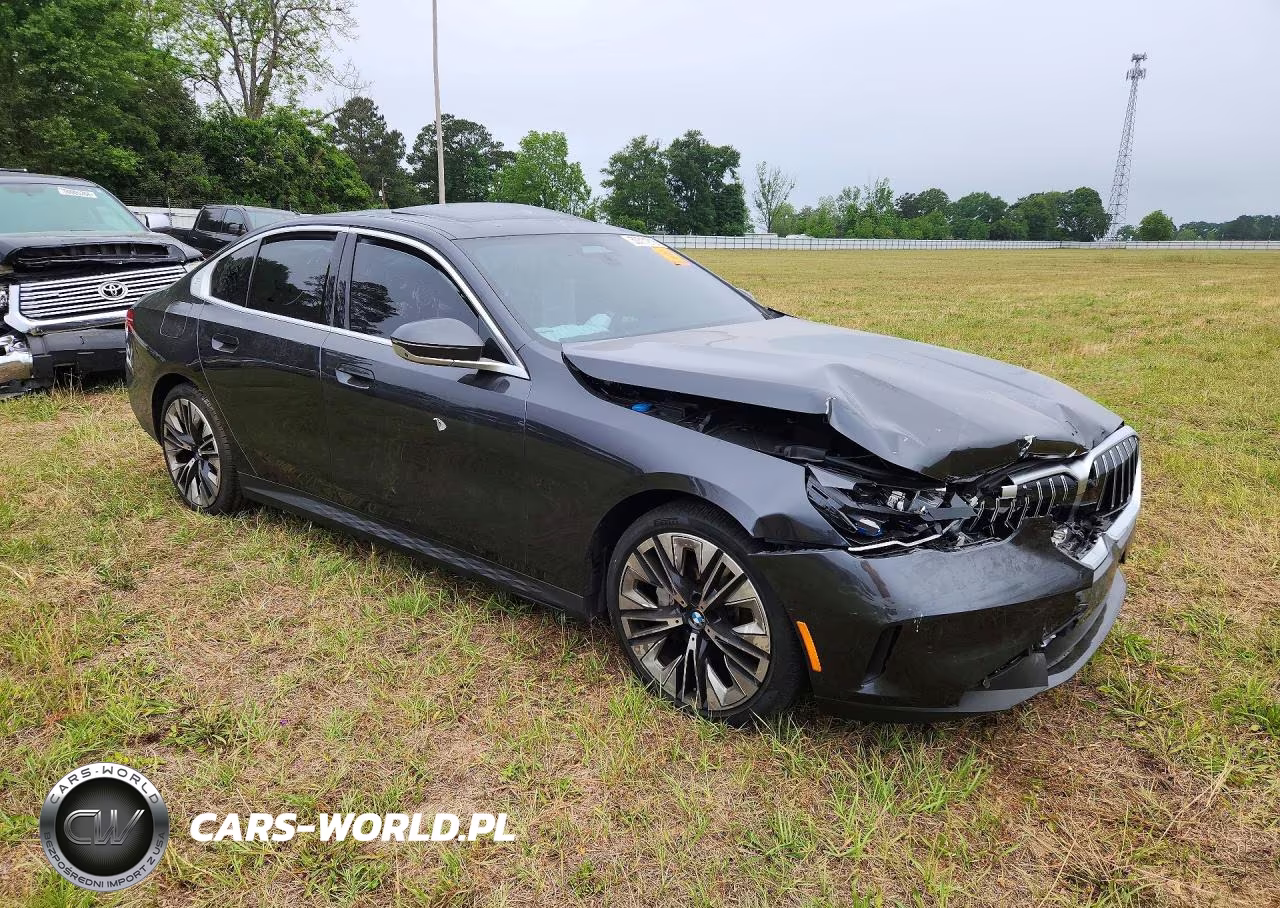 2025 BMW 540 Xi VIN:WBA63FJ09SCU20499 - 4