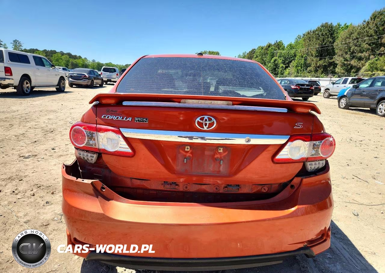 2013 Toyota Corolla S Special Edition VIN:2T1BU4EE6DC066699 - 6