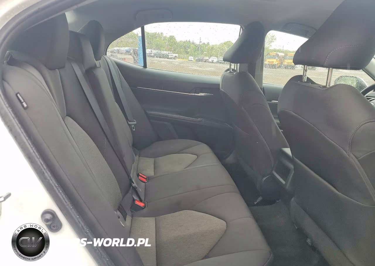 2024 Toyota Camry Le VIN:4T1R11AK3RU881899 - 10