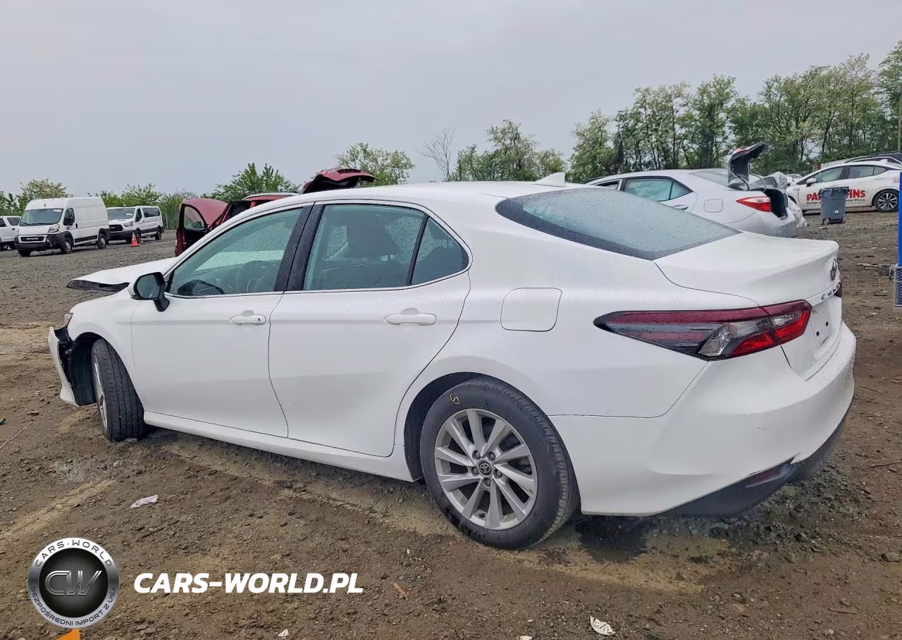 2024 Toyota Camry Le VIN:4T1R11AK3RU881899 - 2