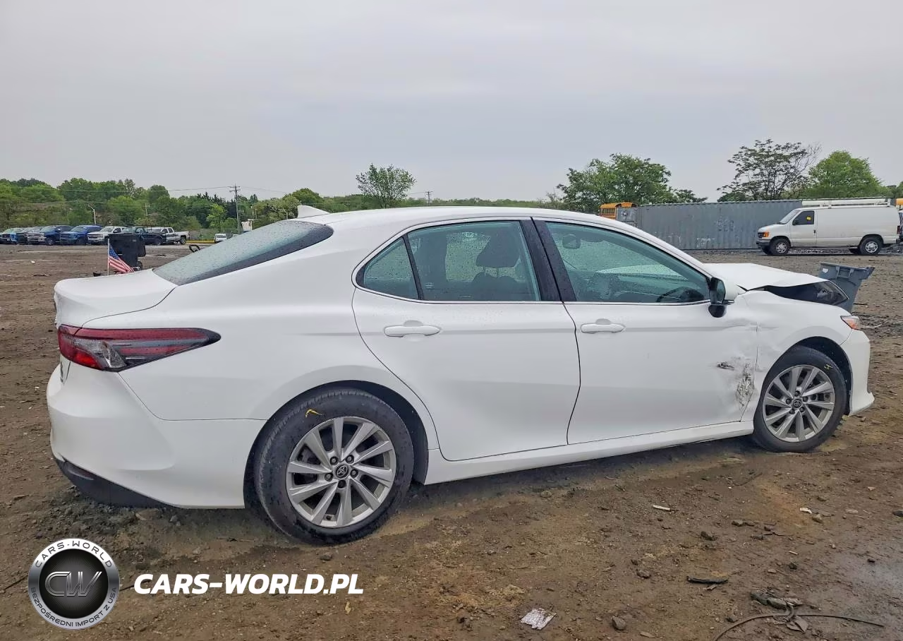 2024 Toyota Camry Le VIN:4T1R11AK3RU881899 - 3