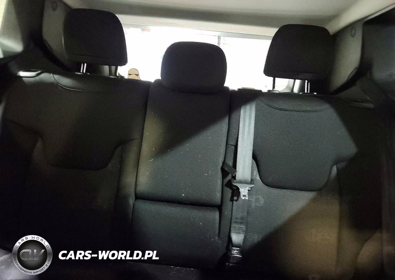 2016 Jeep Renegade Latitude VIN:ZACCJBBT4GPD19743 - 10