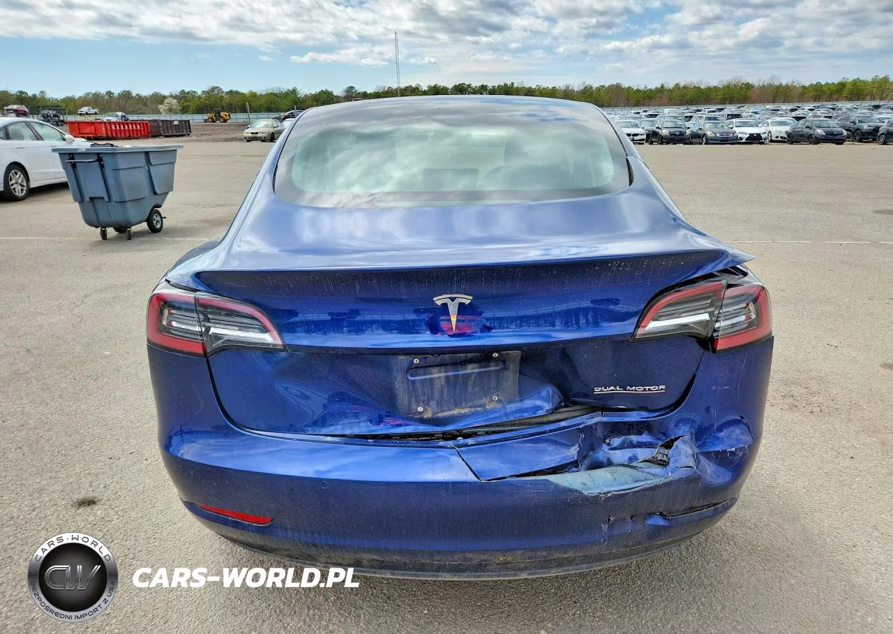 2018 Tesla Model 3 VIN:5YJ3E1EB6JF064447 - 6