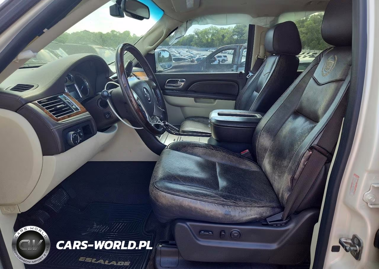 2011 Cadillac Escalade Platinum VIN:1GYS3DEF9BR395650 - 7