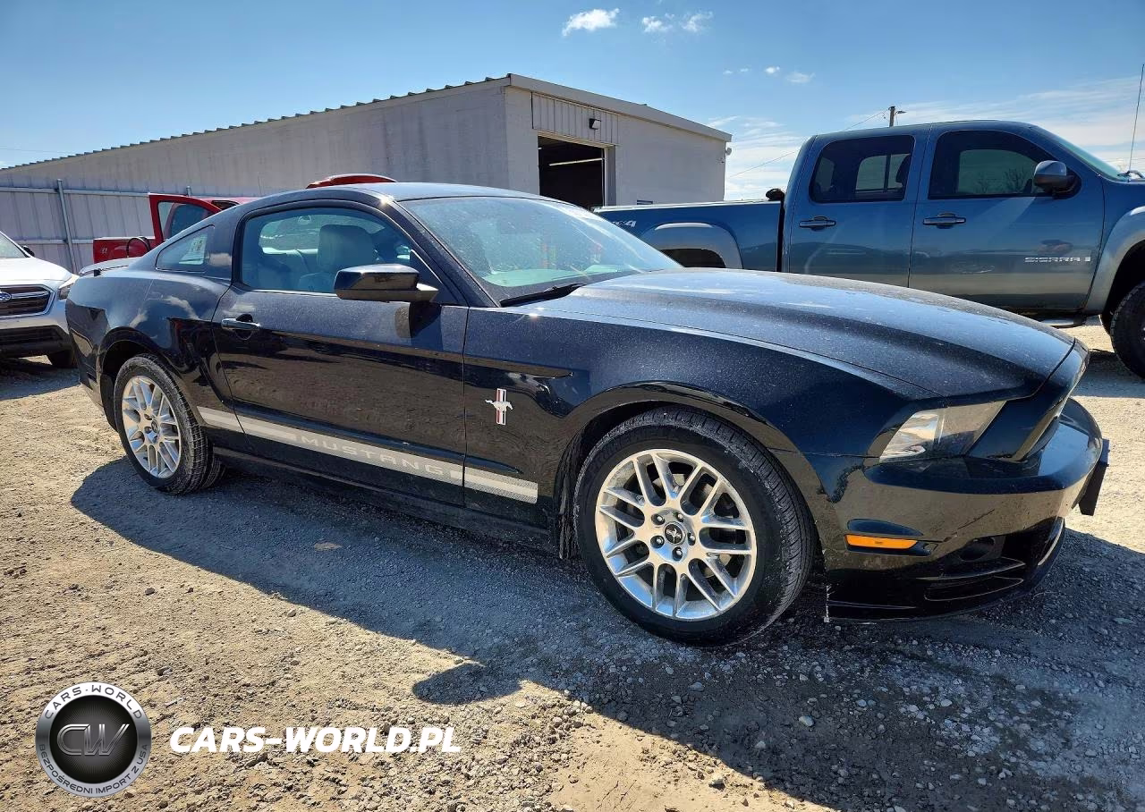 2013 Ford Mustang VIN:1ZVBP8AM3D5220811 - 4