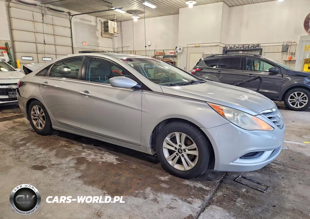 2013 Hyundai Sonata VIN:5NPEB4AC6DH760670 - 4