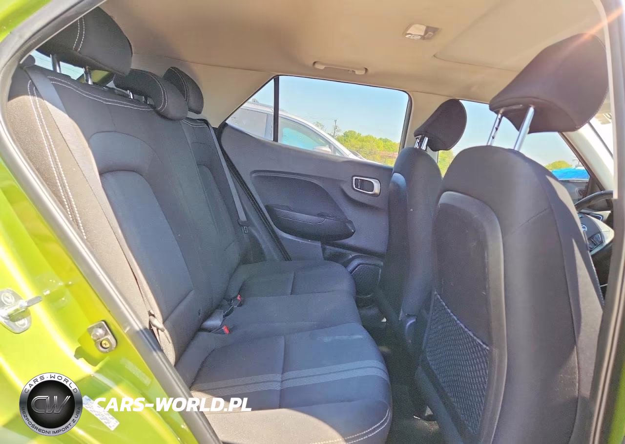 2022 Hyundai Venue Sel VIN:KMHRC8A32NU154159 - 11