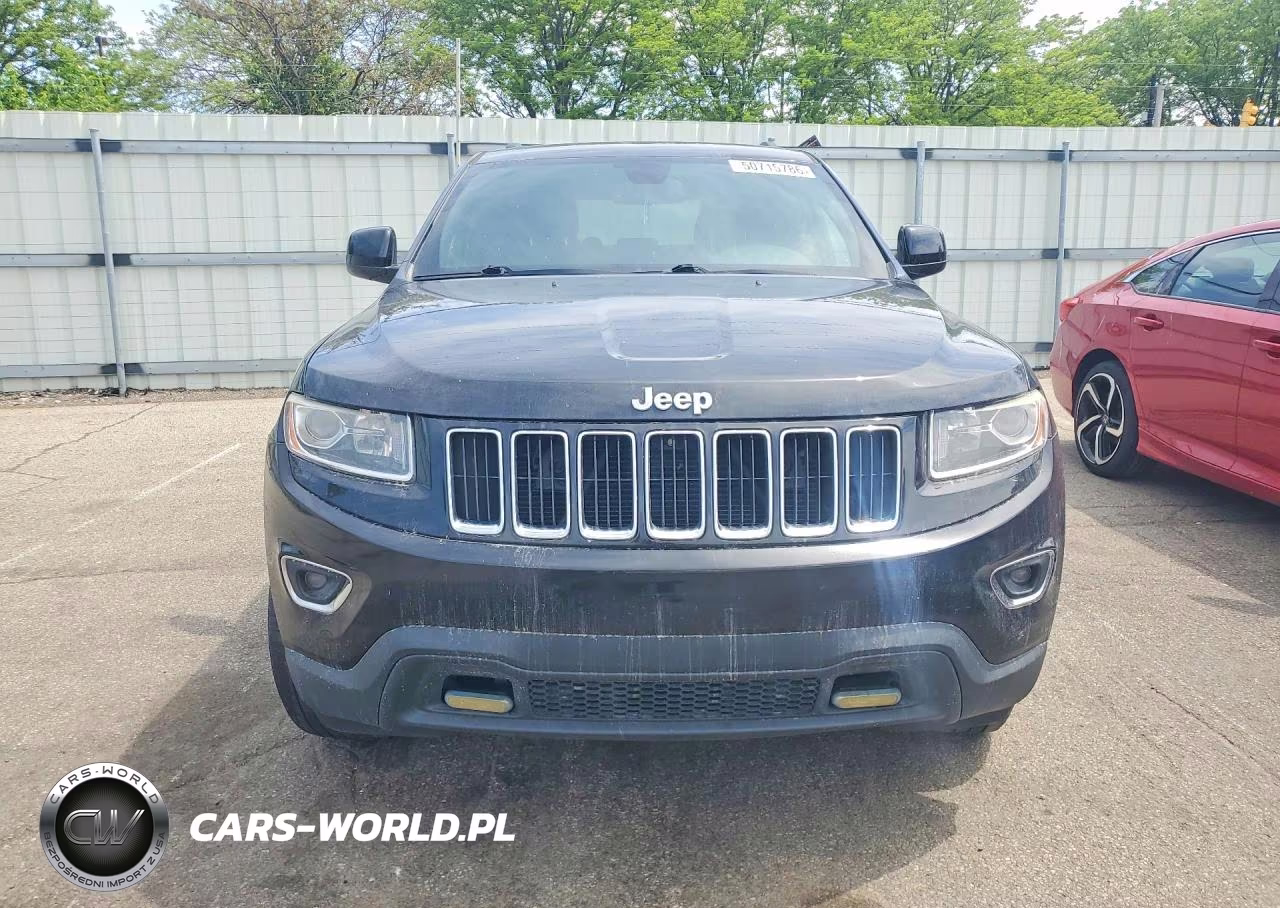 2016 Jeep Grand Cherokee Laredo VIN:1C4RJFAG1GC373320 - 5
