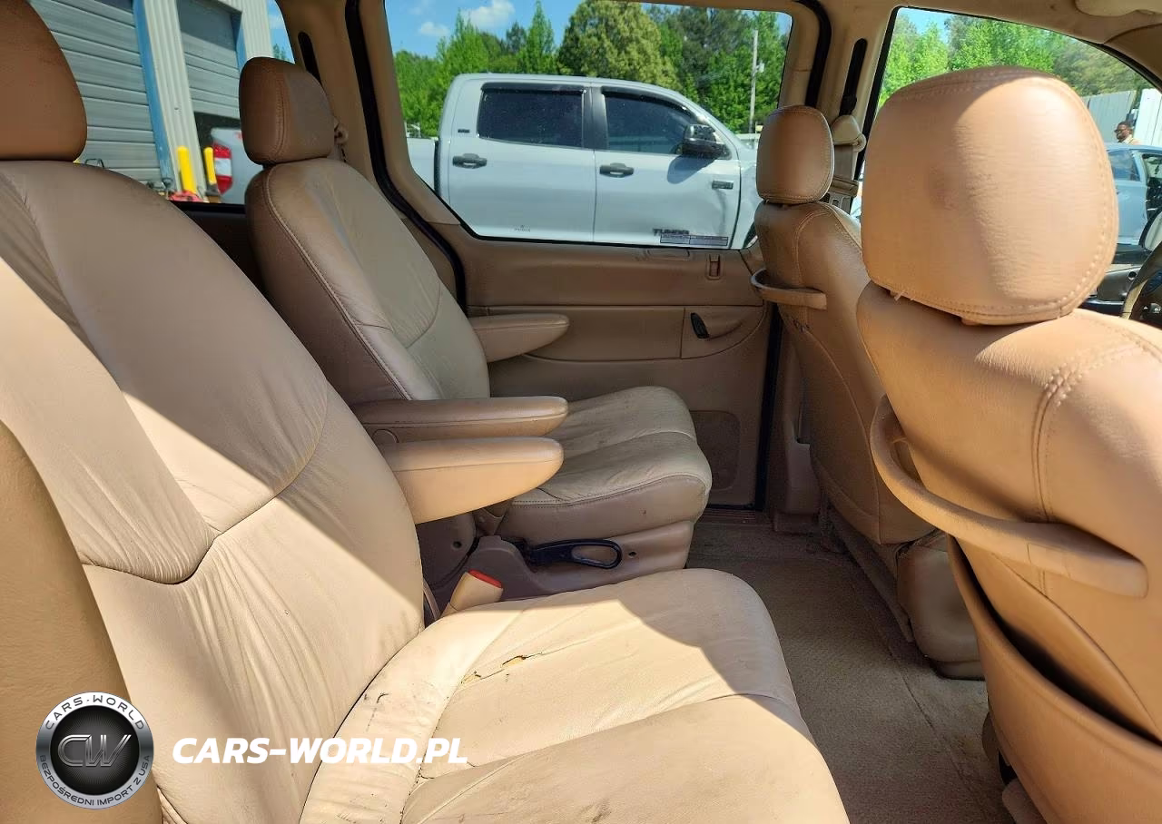 1996 Chrysler Town & Country Lxi VIN:1C4GP64L7TB142128 - 11