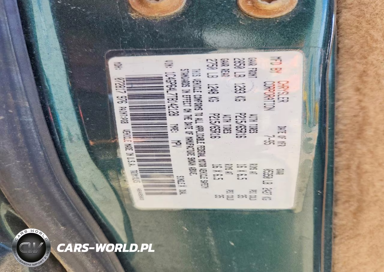 1996 Chrysler Town & Country Lxi VIN:1C4GP64L7TB142128 - 13